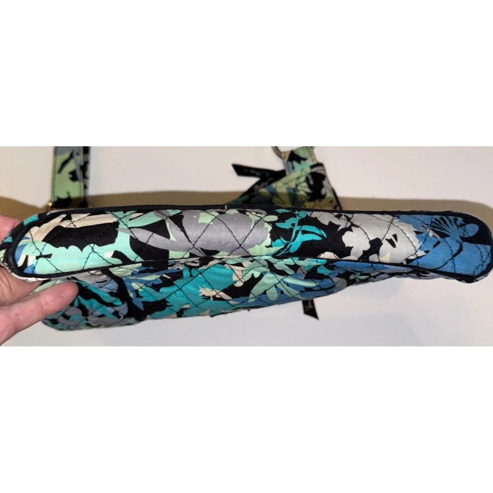 Vera Bradley Crossbody/Shoulder Bag Blue Gray Black Camo Floral Print‎ - Picture 4 of 5